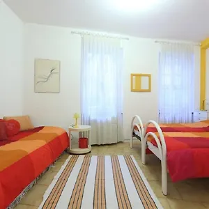 https://appartamento-basuetta-alle-cinque-terre.hotelitalianriviera.com