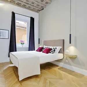 Eve At Trevi Fountain Appartement Rome